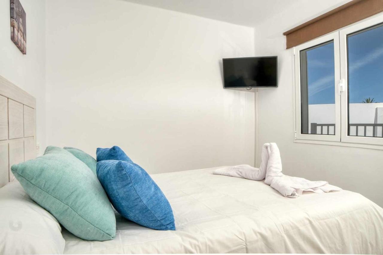 Luminosa Vivienda Vacacional Con Vista A La Piscina Costa Teguise Zewnętrze zdjęcie