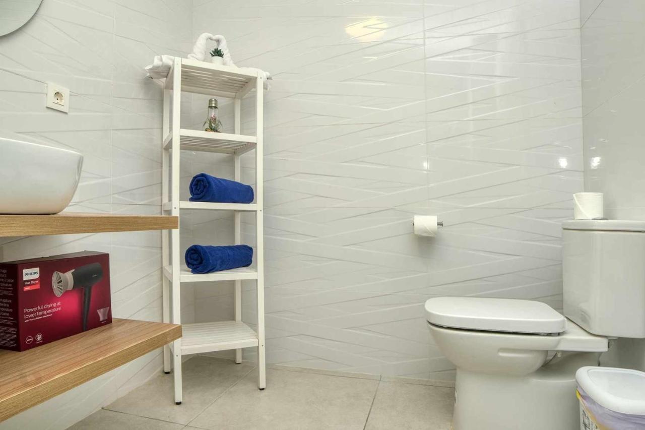 Luminosa Vivienda Vacacional Con Vista A La Piscina Costa Teguise Zewnętrze zdjęcie